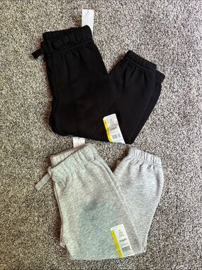 wonder nation Black & Light Gray Kids Sweatpants Jogger Set